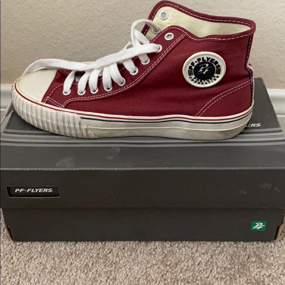 Center Hi Burgundy Women 10 PF-Flyers